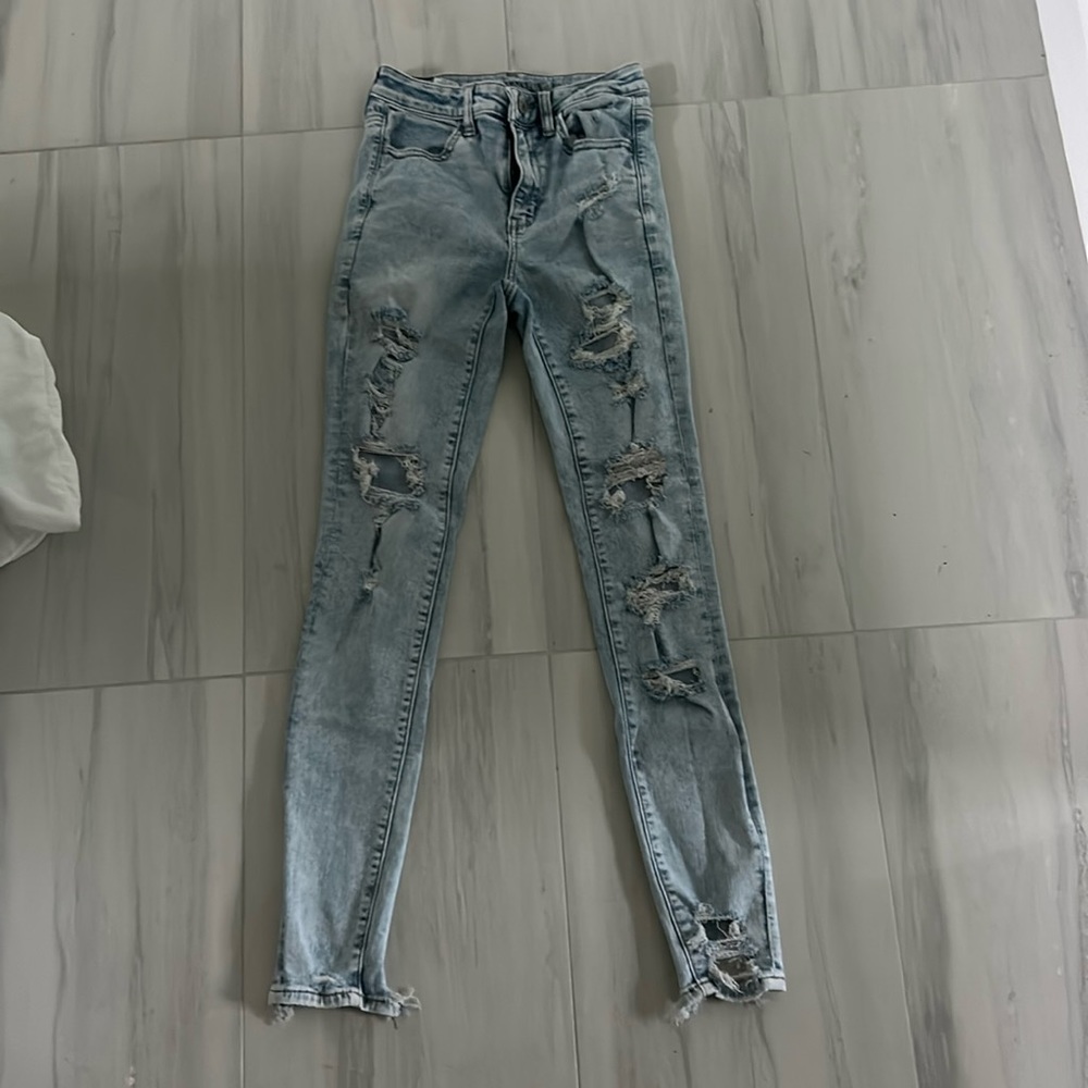 American eagle jeans!